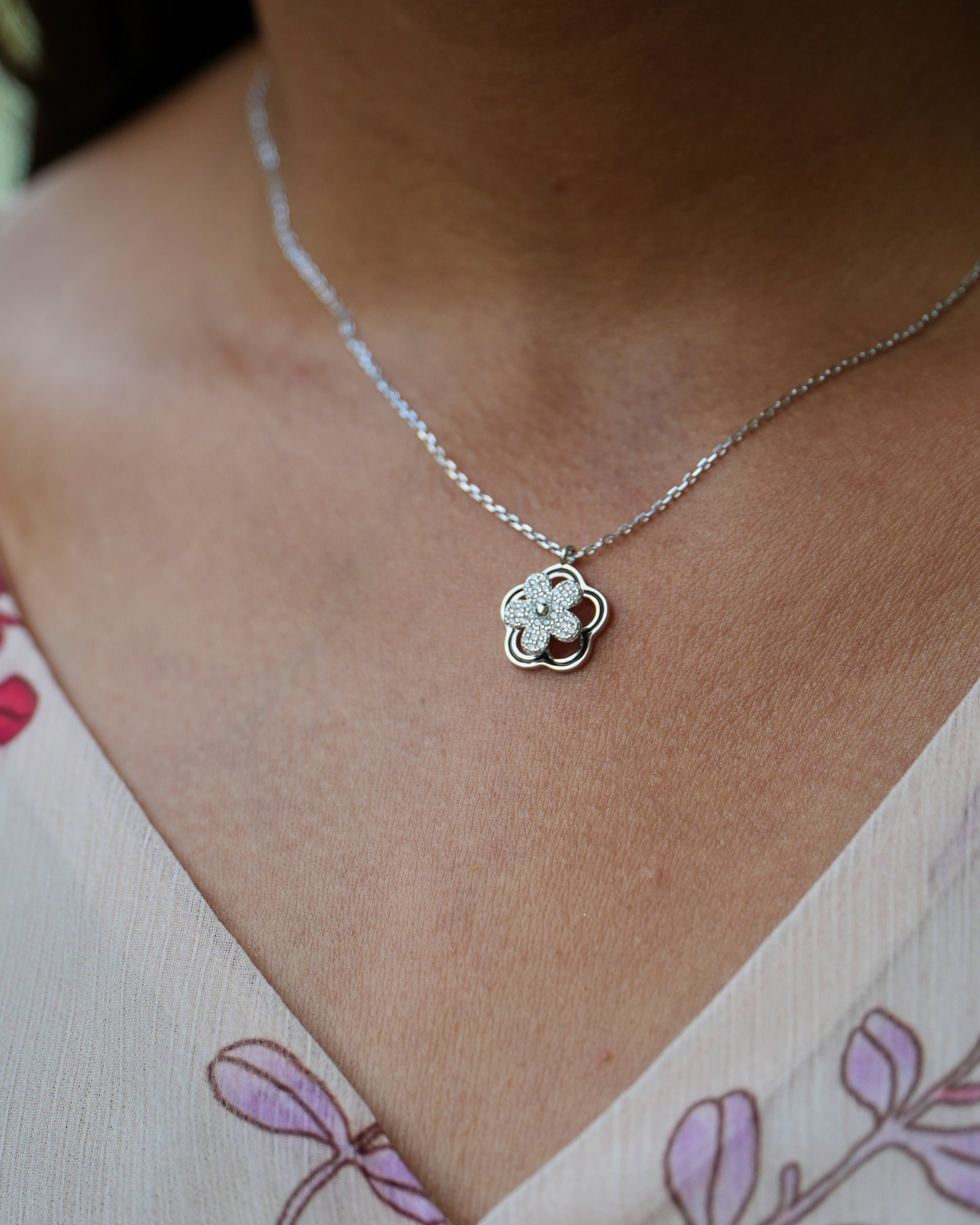 Fidget Daisy Nest Chain Pendent Set