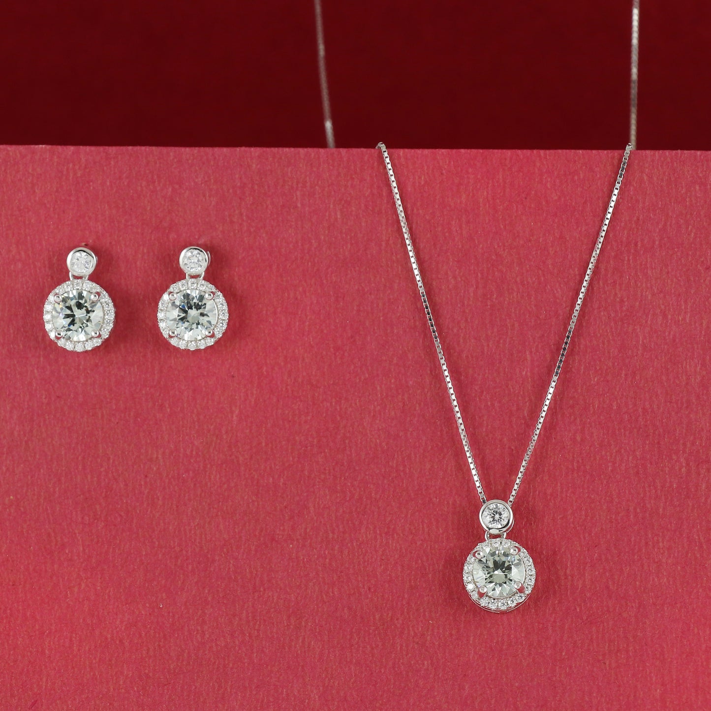 Green Round CZ Pendent Set With Earrings