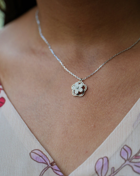 Fidget Daisy Nest Chain Pendant Set