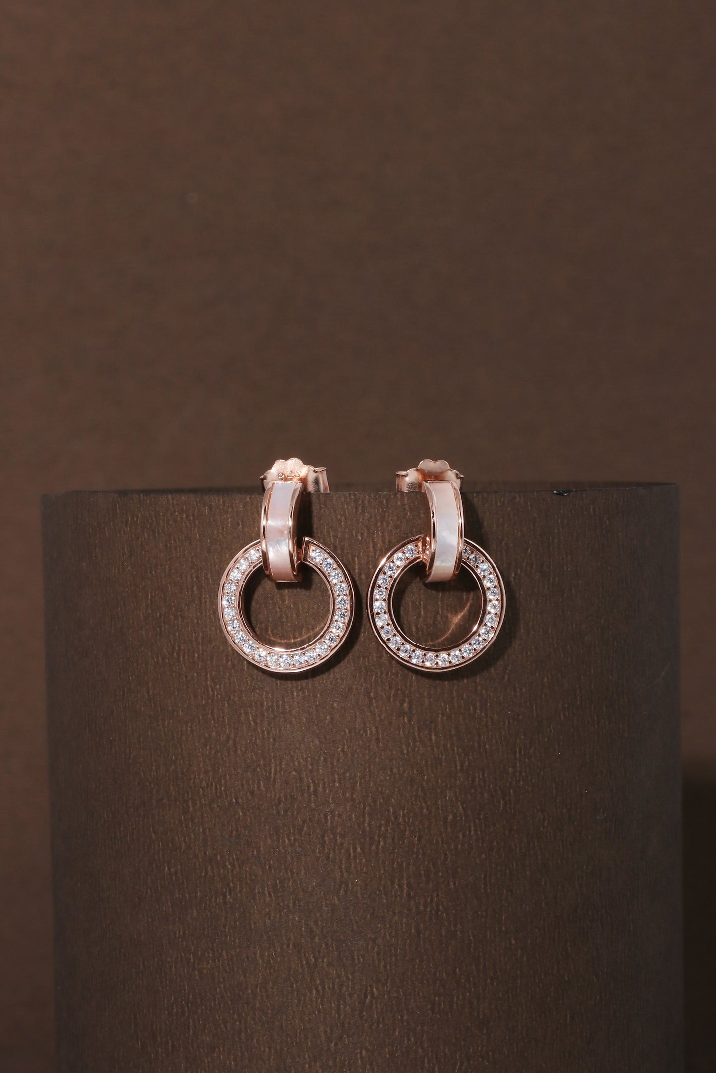 Rose-Gold Plated Mother of Pearls Drop Earrings